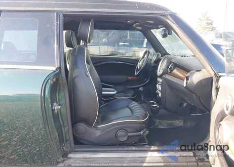 2009 Mini Cooper S Clubman z USA, uszkodzony, nr VIN WMWMM335X9TP72884